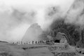 MACHU PICCHU (PEROU) touristes en ligne